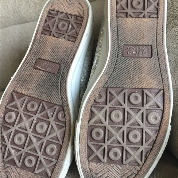 Cute silver sneakers by Getta Flurt size 7 medium - Picture 5 of 5